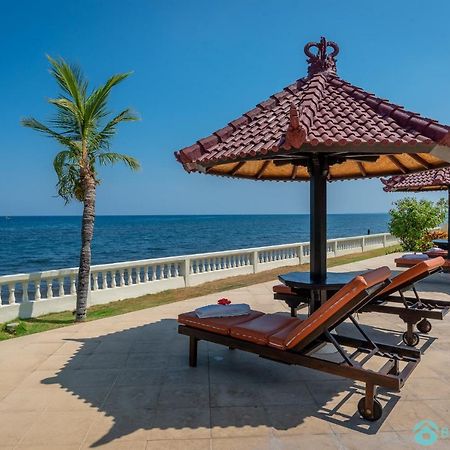 Villa Namaste - Beachfront At Lovina 10P, Pool, Bbq Banjar  Dış mekan fotoğraf