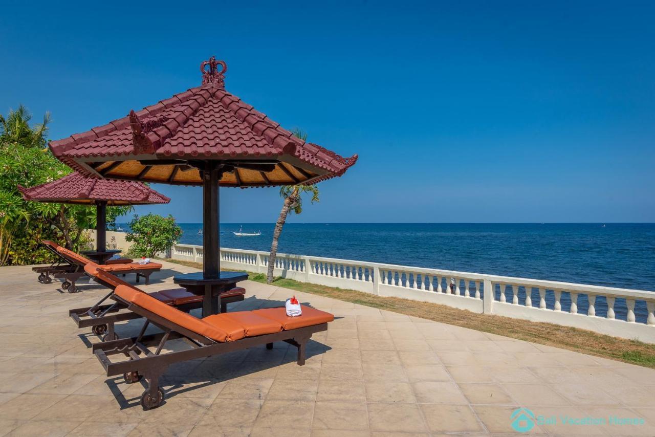 Villa Namaste - Beachfront At Lovina 10P, Pool, Bbq Banjar  Dış mekan fotoğraf