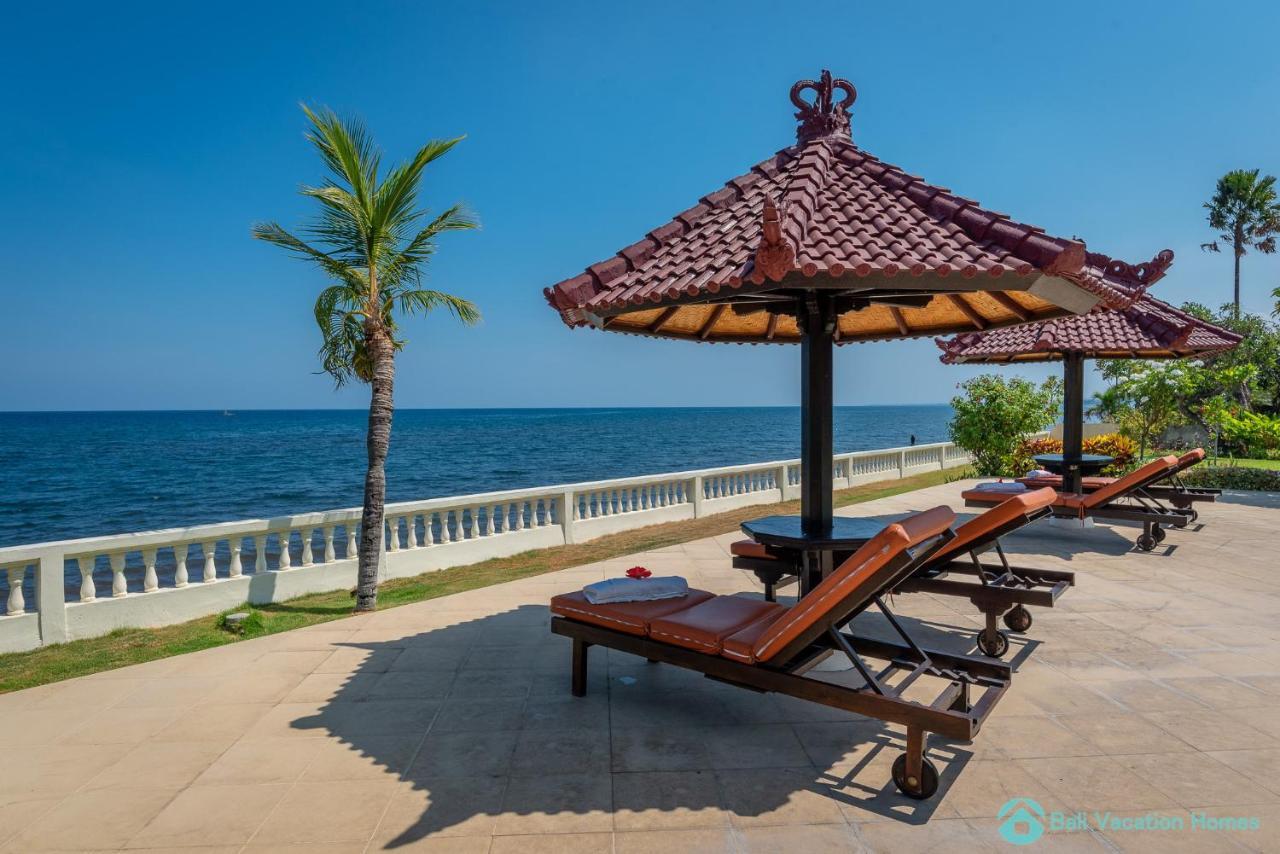 Villa Namaste - Beachfront At Lovina 10P, Pool, Bbq Banjar  Dış mekan fotoğraf